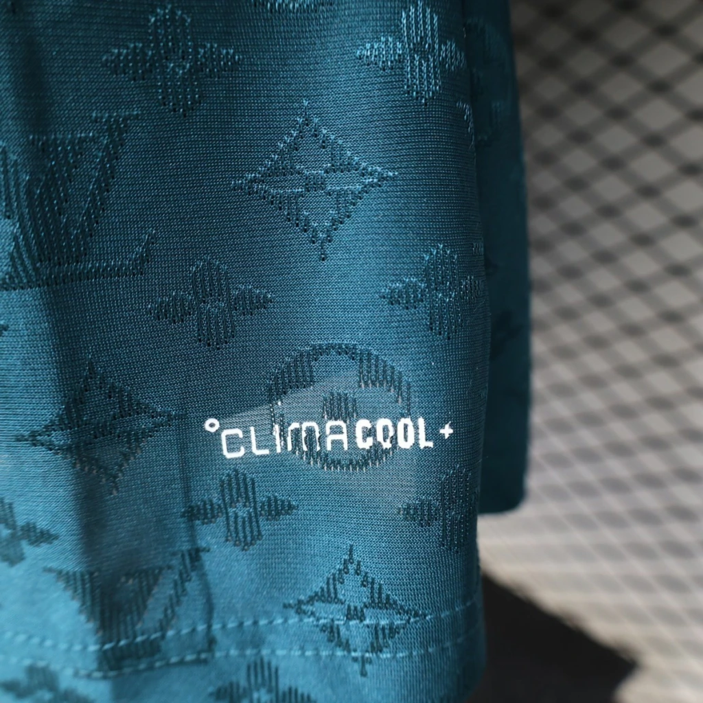 2026 Real Madrid Green Jersey — foto 3