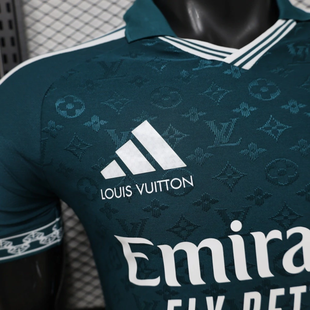 2026 Real Madrid Green Jersey — foto 7