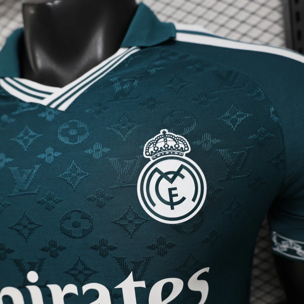 2026 Real Madrid Green Jersey — foto 8