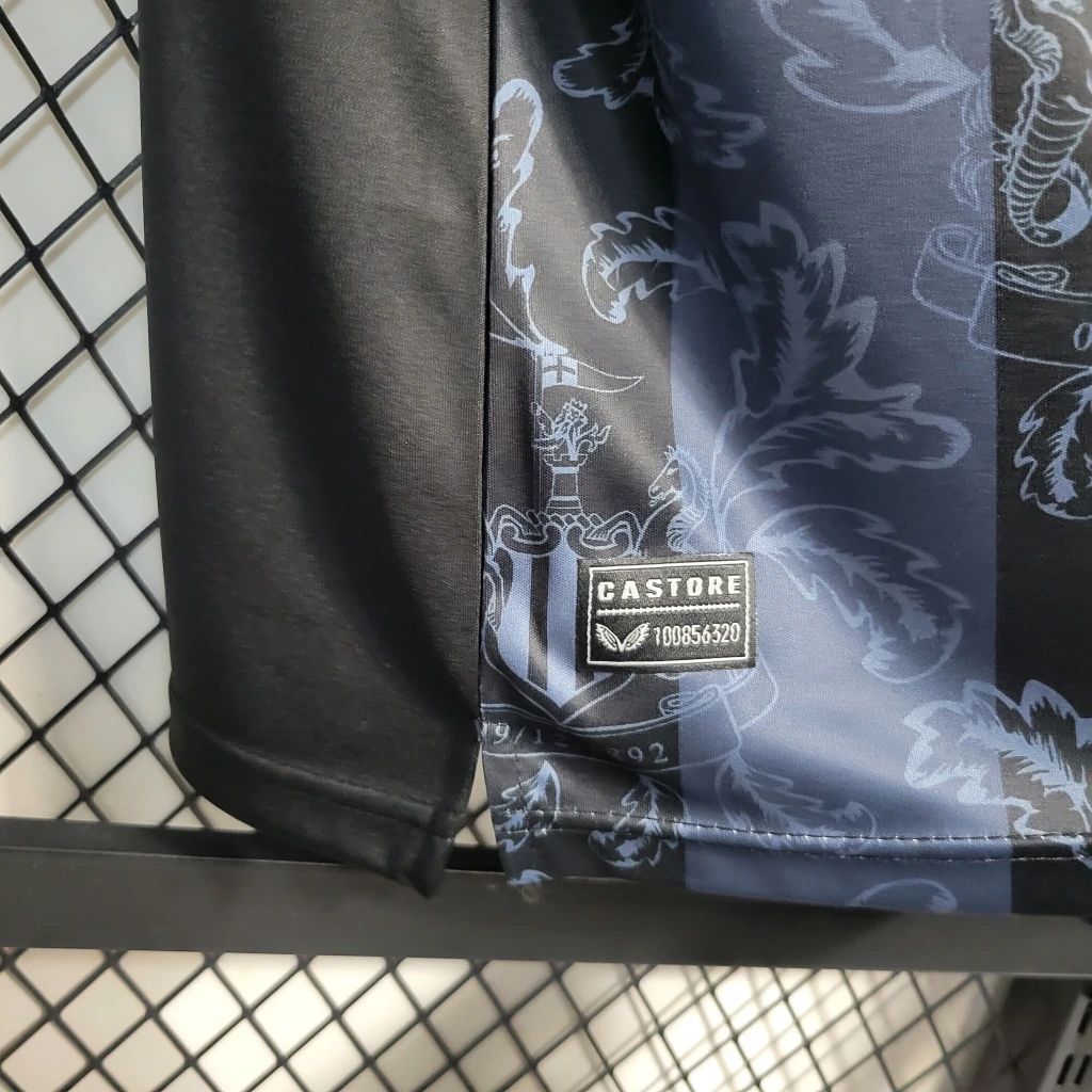 22/23 Newcastle United 130th Anniversary Jersey — foto 5