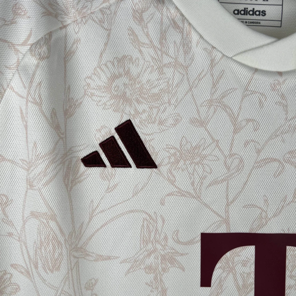 23/24 Bayern Munich Third Jersey — foto 4