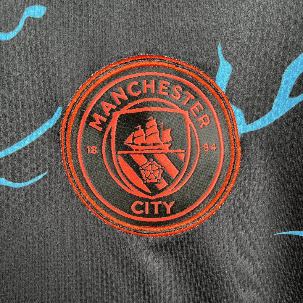 23/24 Manchester City Special Edition Jersey — foto 3
