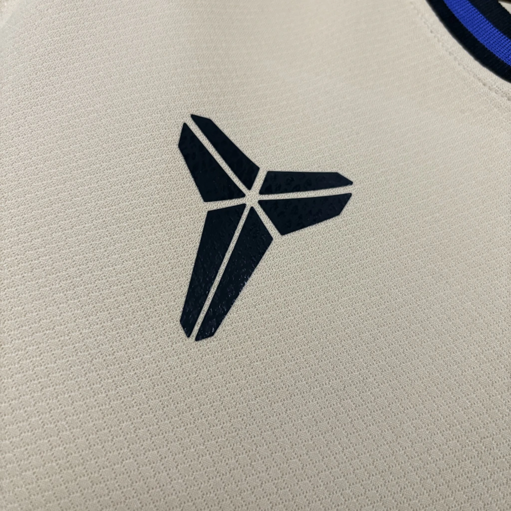 25/26 Barcelona Away Jersey — foto 4