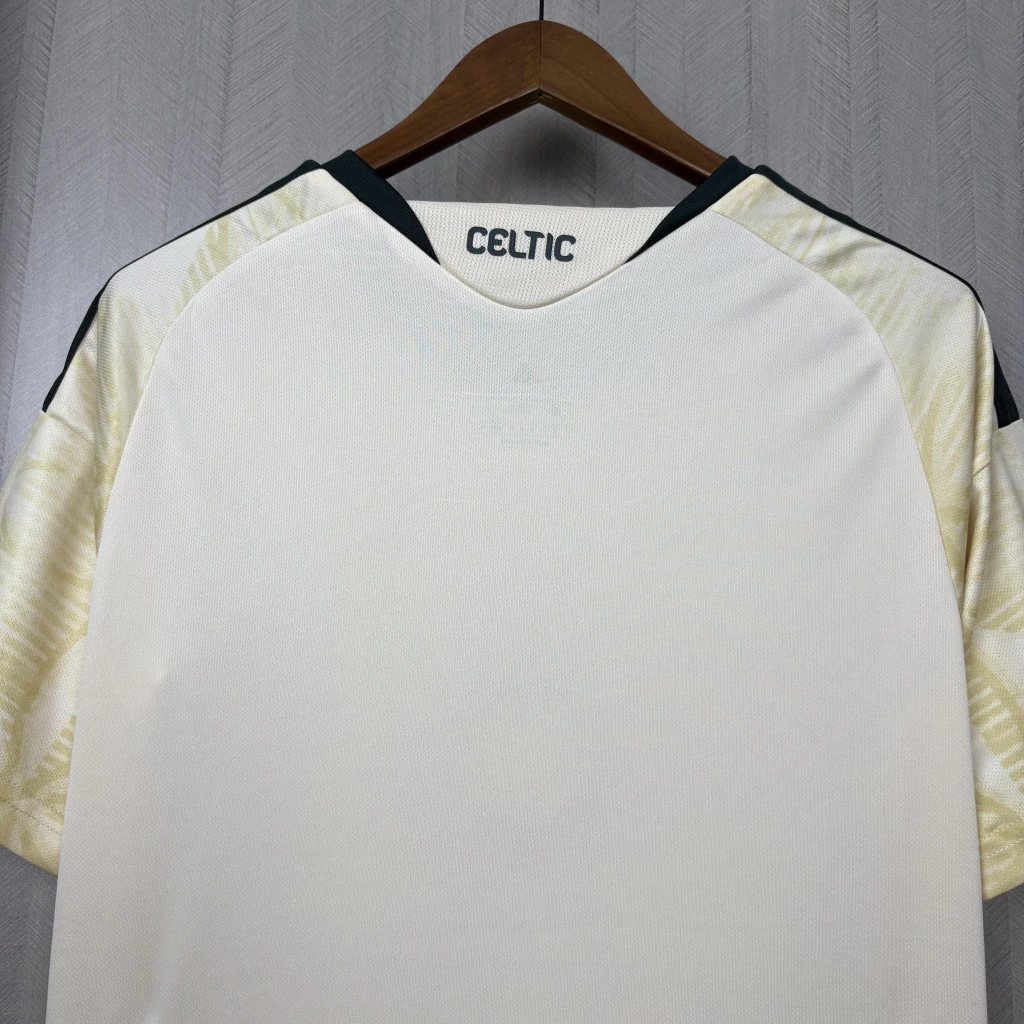 26/27 Celtic Third Jersey — foto 3