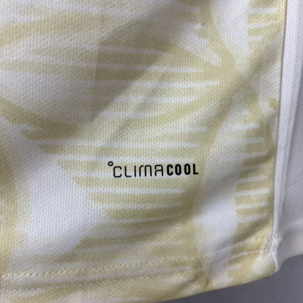 26/27 Celtic Third Jersey — foto 5