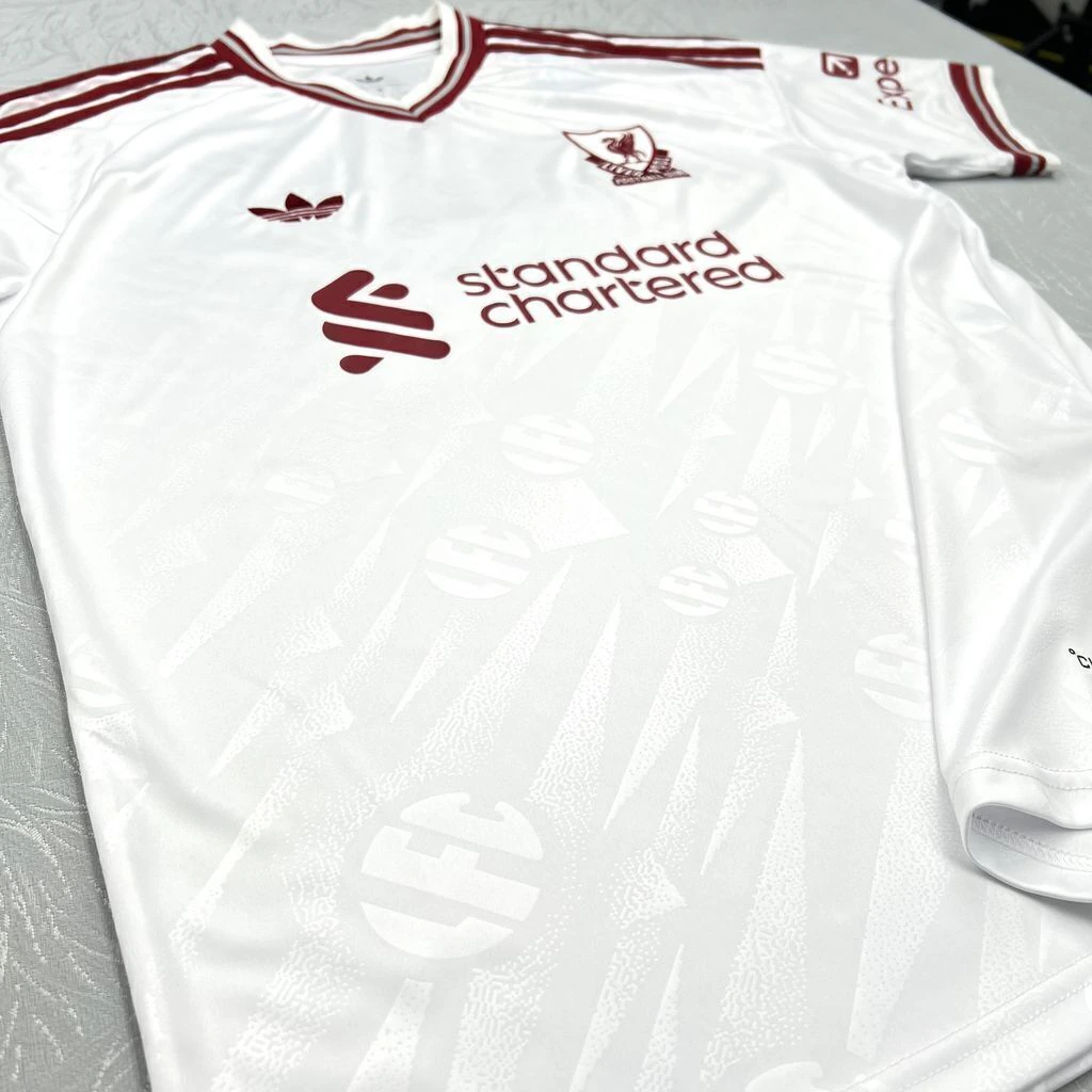 26/27 Liverpool Away Jersey — foto 5