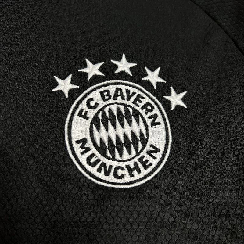 24/25 Bayern Munich Black and White Jersey — foto 4