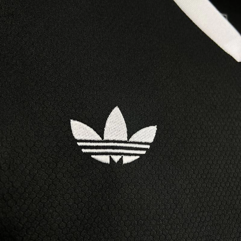 24/25 Bayern Munich Black and White Jersey — foto 5